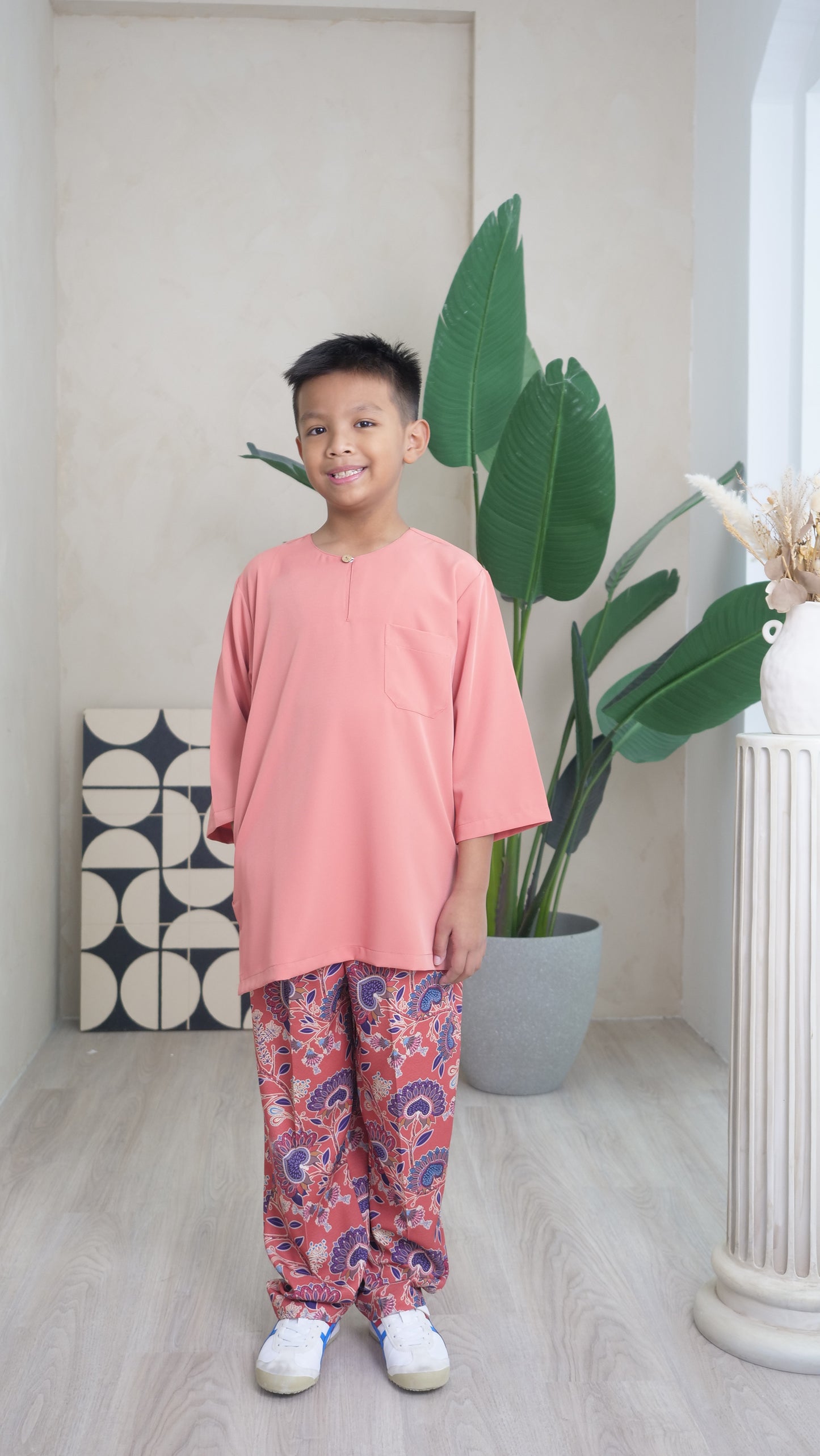 Nour Boy | Salmon